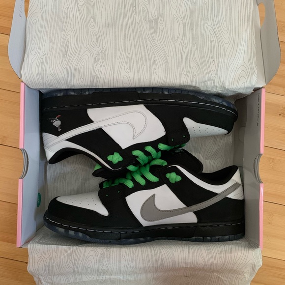 staple x nike sb dunk low pro